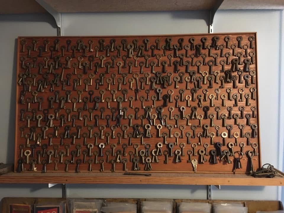 ROBERT FIEDLER collection