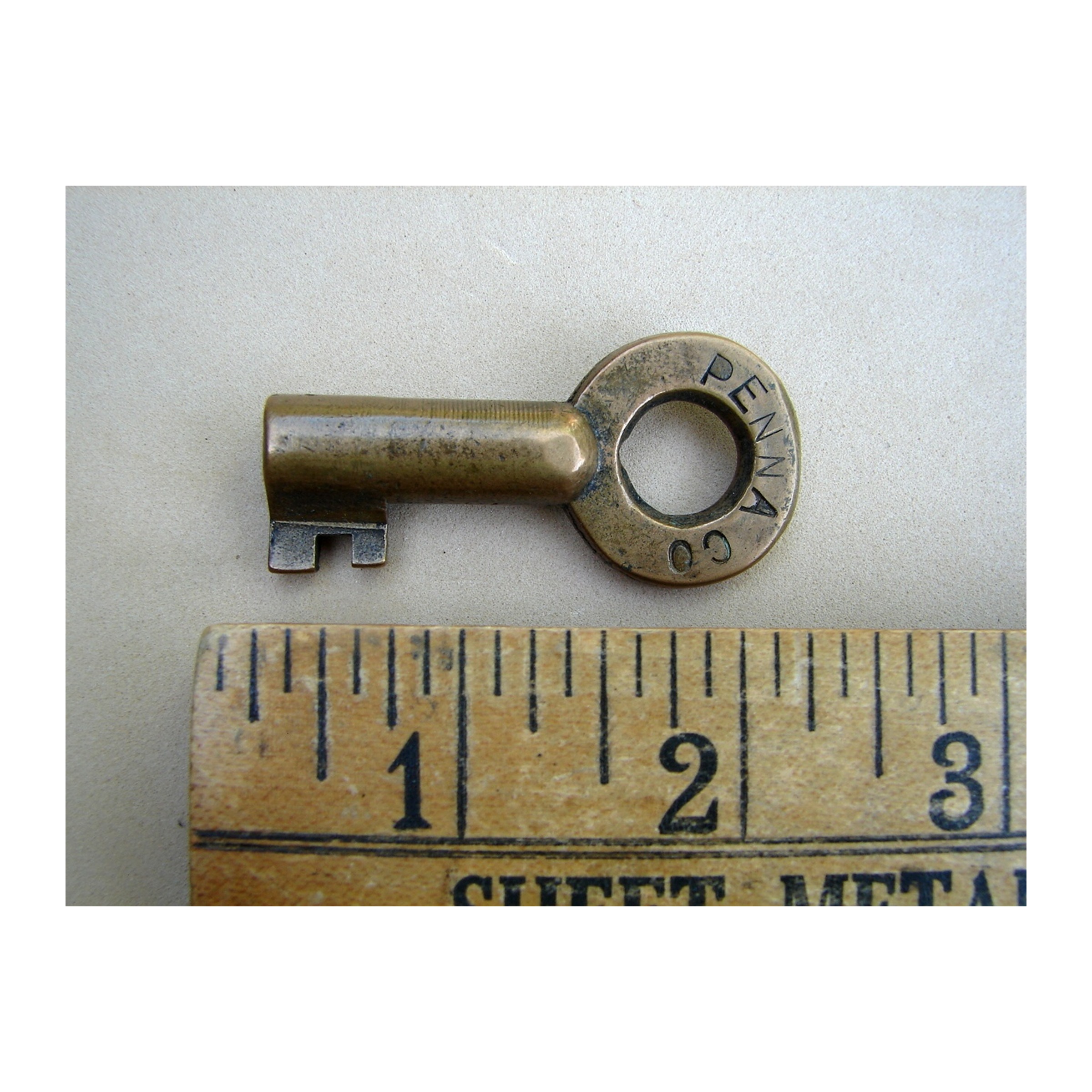 Pennsylvania Railroad Adlake (straight) Brass Switch Key PENNACO