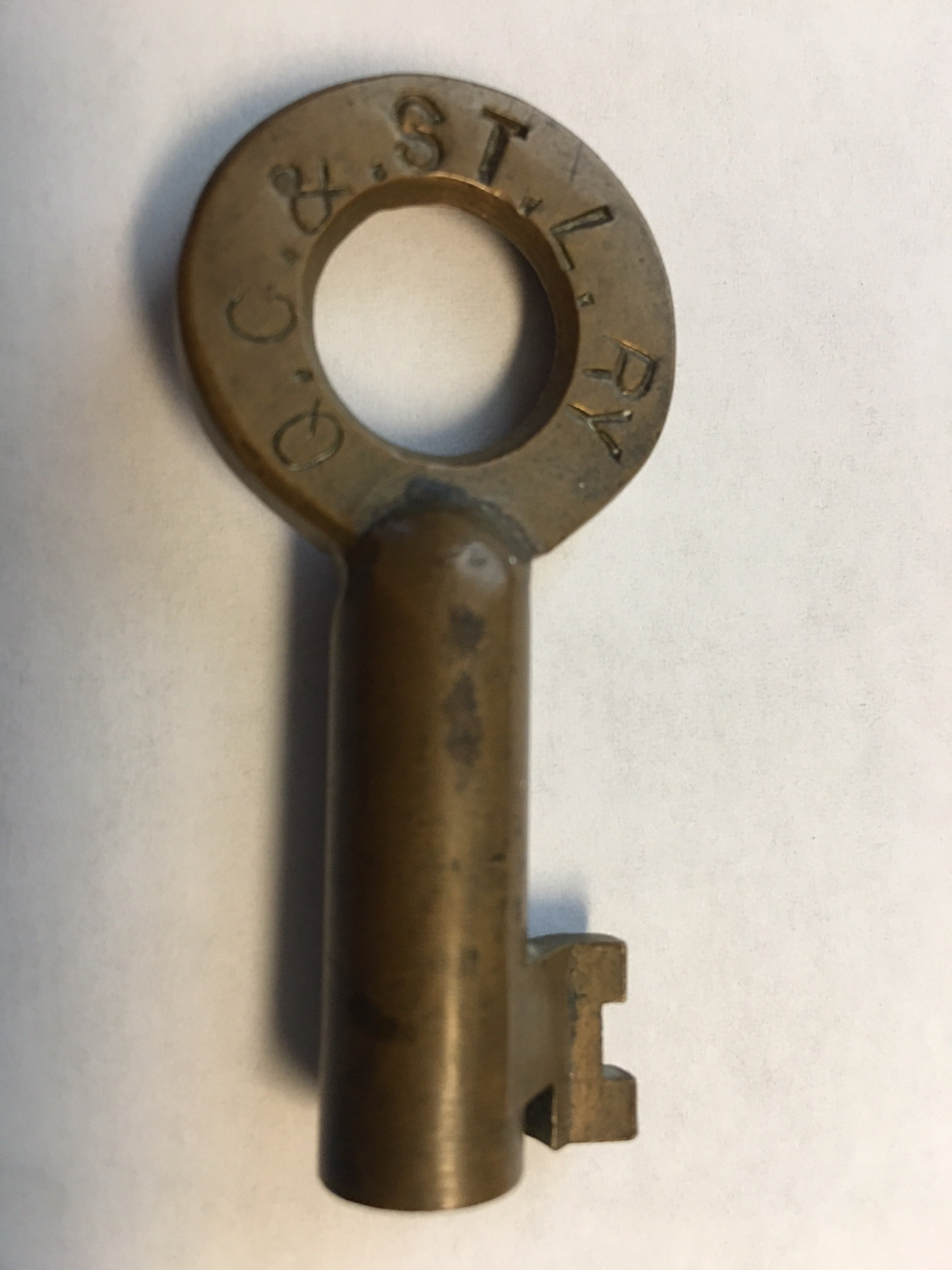 Quincy Carrollton & St Louis Ry Adams & Westlake (oval) Brass Switch Key QC&STLRY