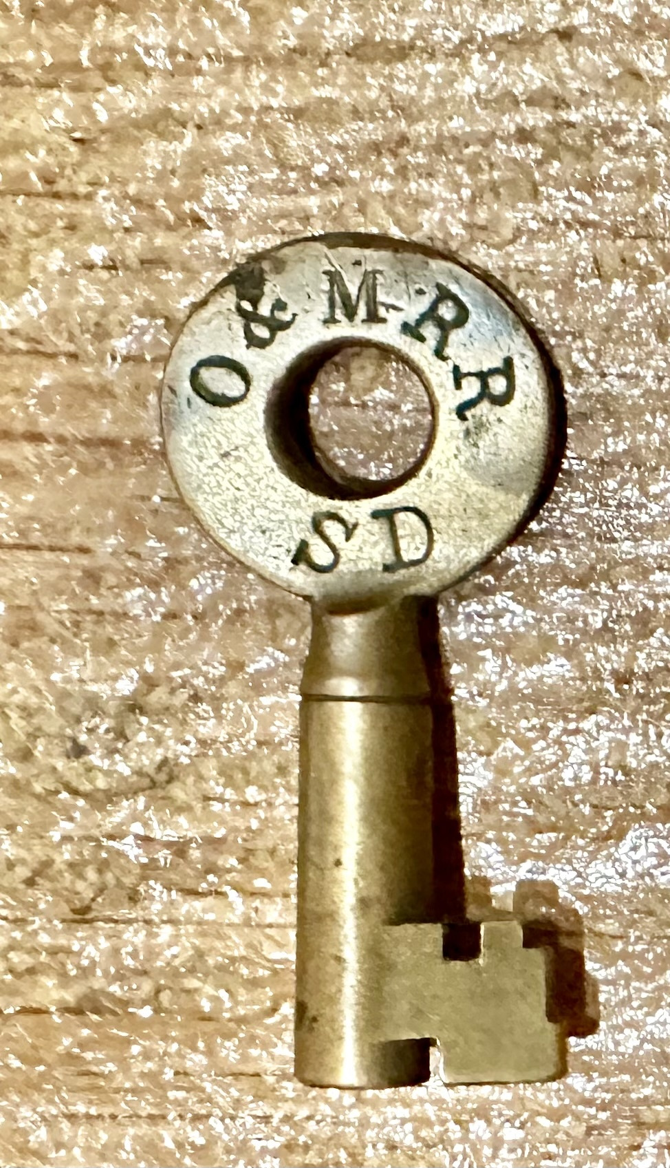 Ohio & Mississippi No hallmark Brass Switch Key O&MRR