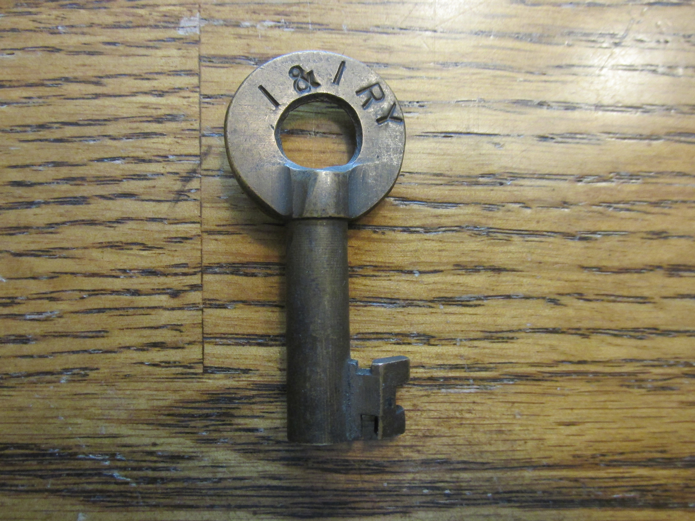 Iowa & Illinois Adams & Westlake (oval) Brass Switch I&IRY