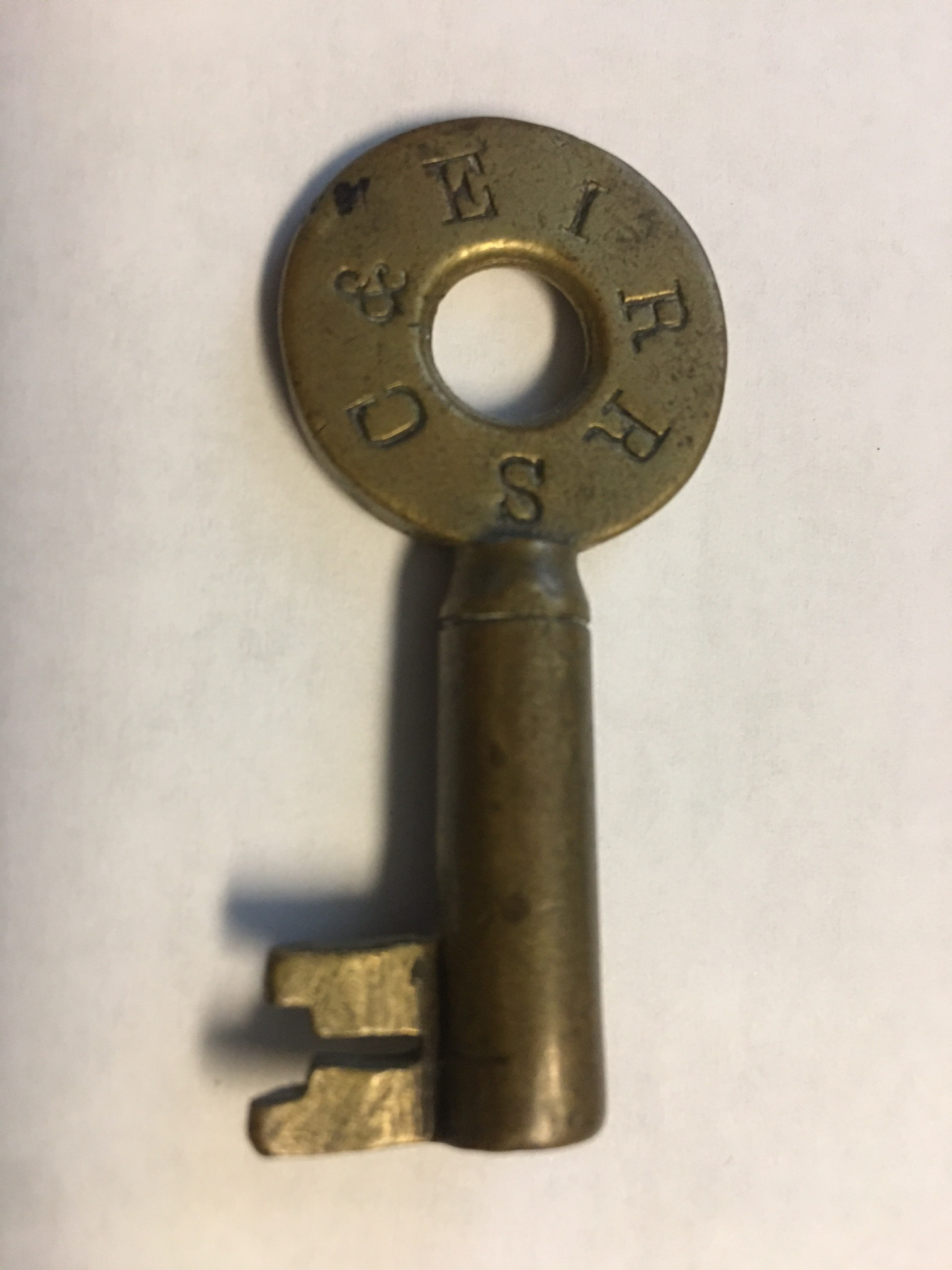 Chicago & Eastern Illinois RR No hallmark Brass Switch Key C&EIRR