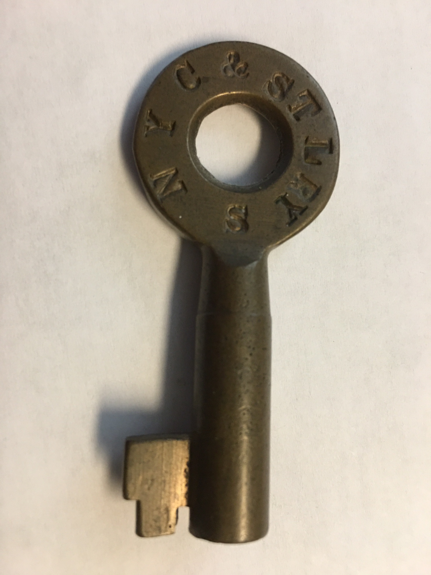 New York Chicago & St Louis RY Union Brass Mfg. Co. [no hallmark] Brass Switch Key NYC&STLRY