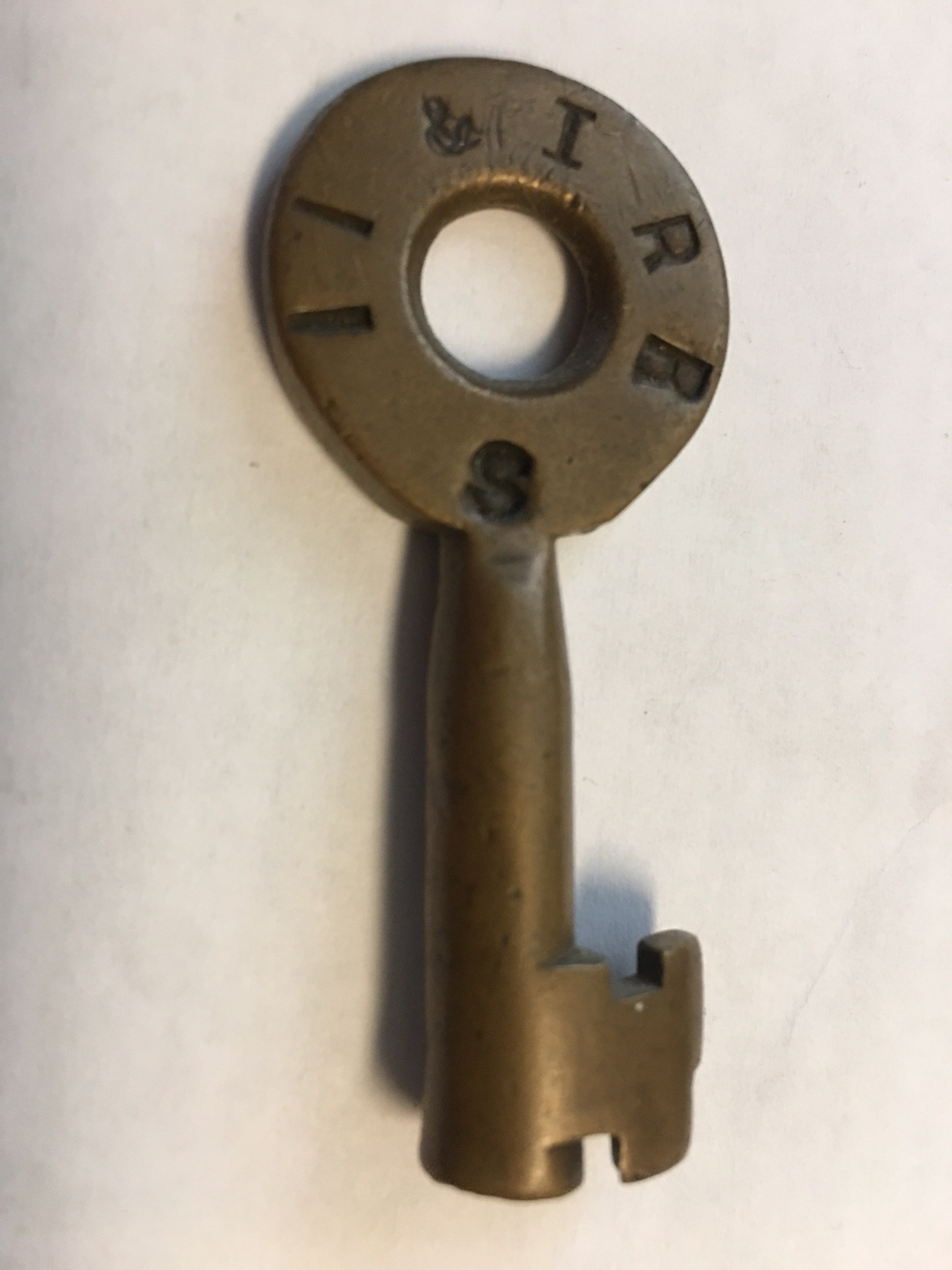 Indiana Illinois & Iowa RR Adams & Westlake (hexagon) Brass Switch Key II&IRR