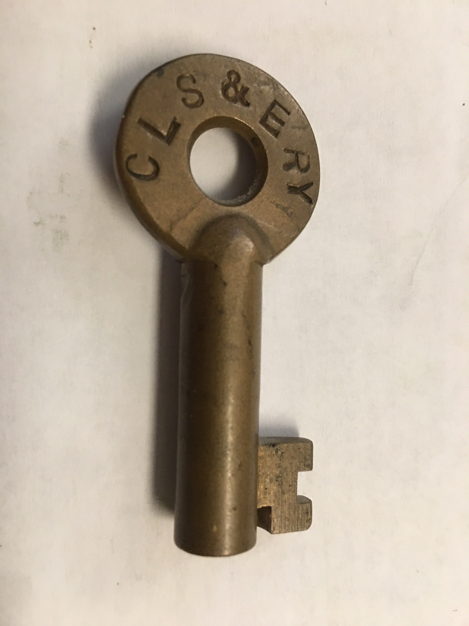 Chicago Lake Shore & Eastern RY Adams & Westlake (oval) Brass Switch Key CLS&ERY