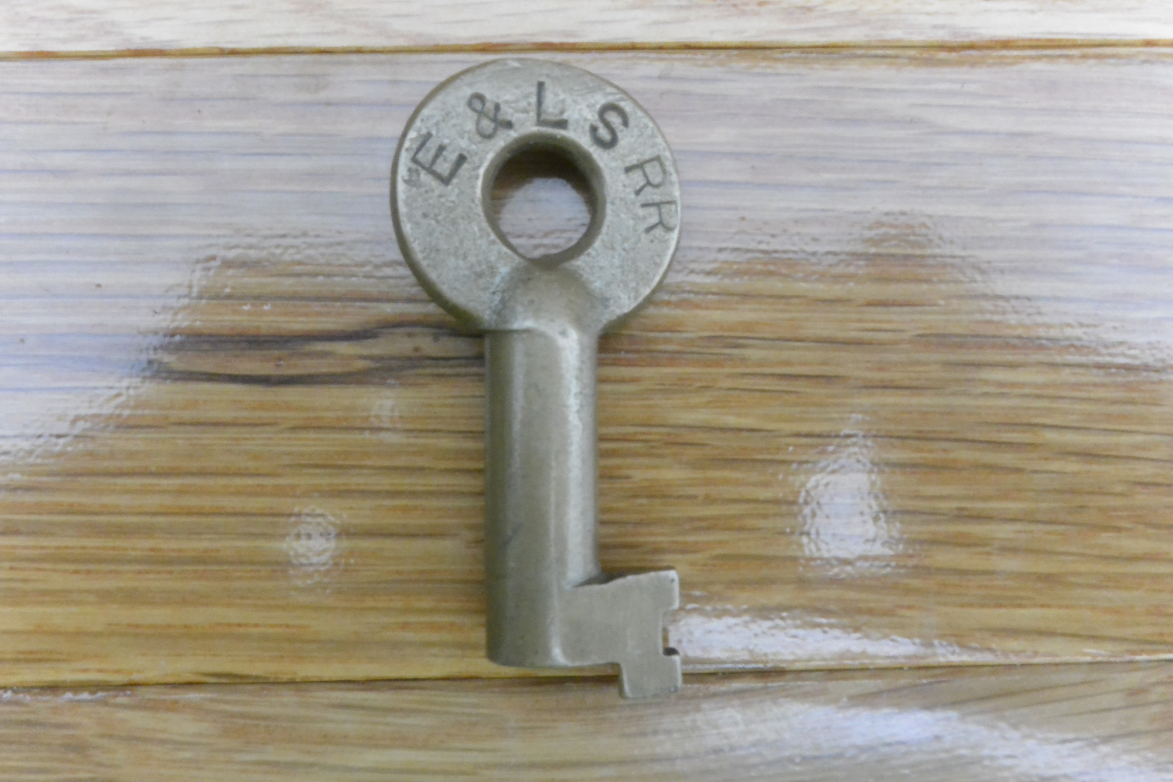Escanaba & Lake Superior Adlake (curved) Brass Switch Key E&LSRR