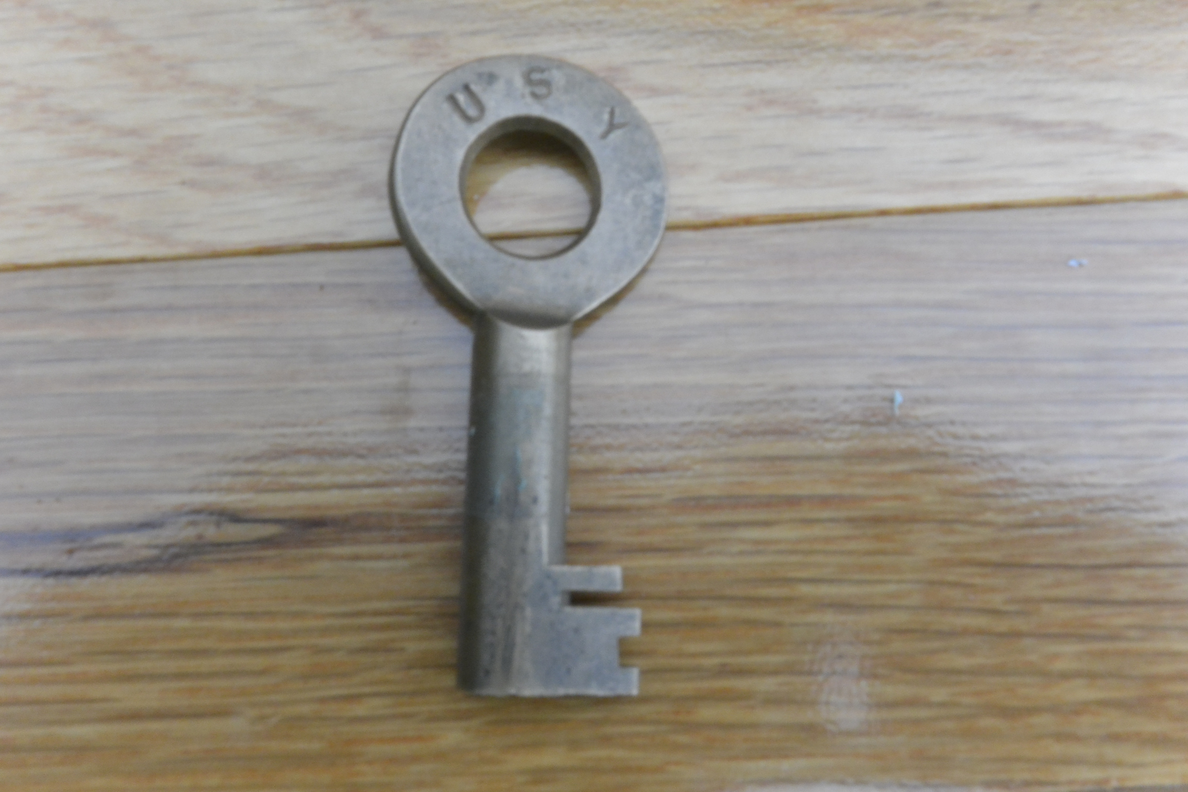 Union Stockyards of Chicago Adams & Westlake (oval) Brass Switch Key USY