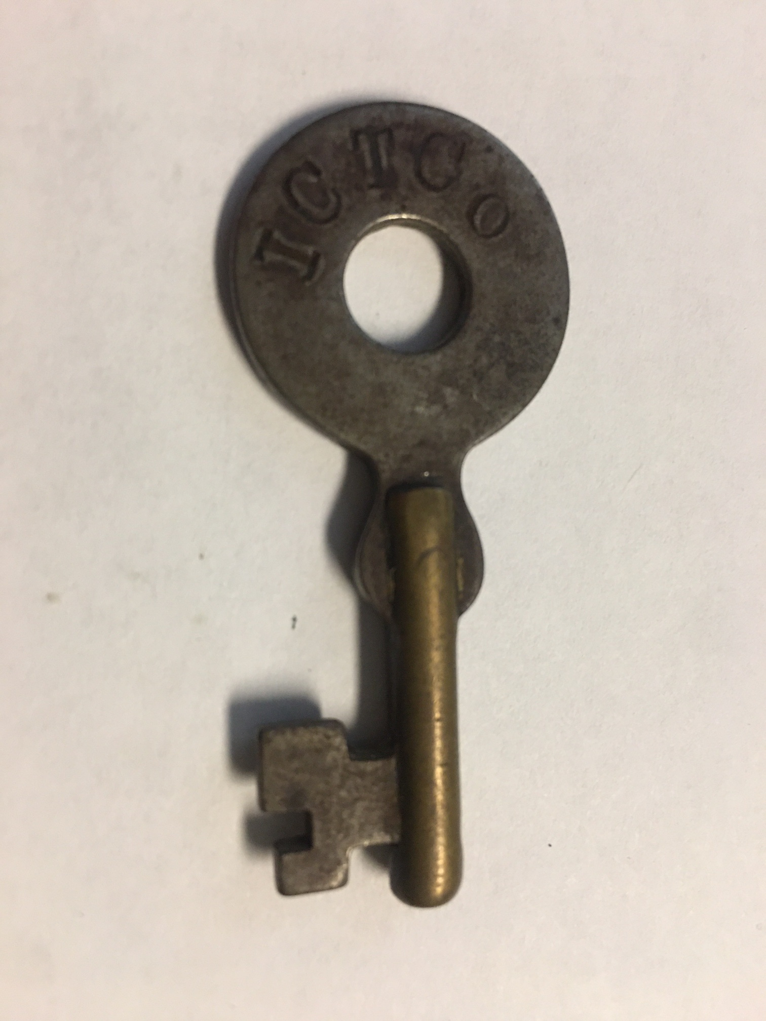 Illinois Central Traction CO No hallmark Steel Switch Key ICTCO