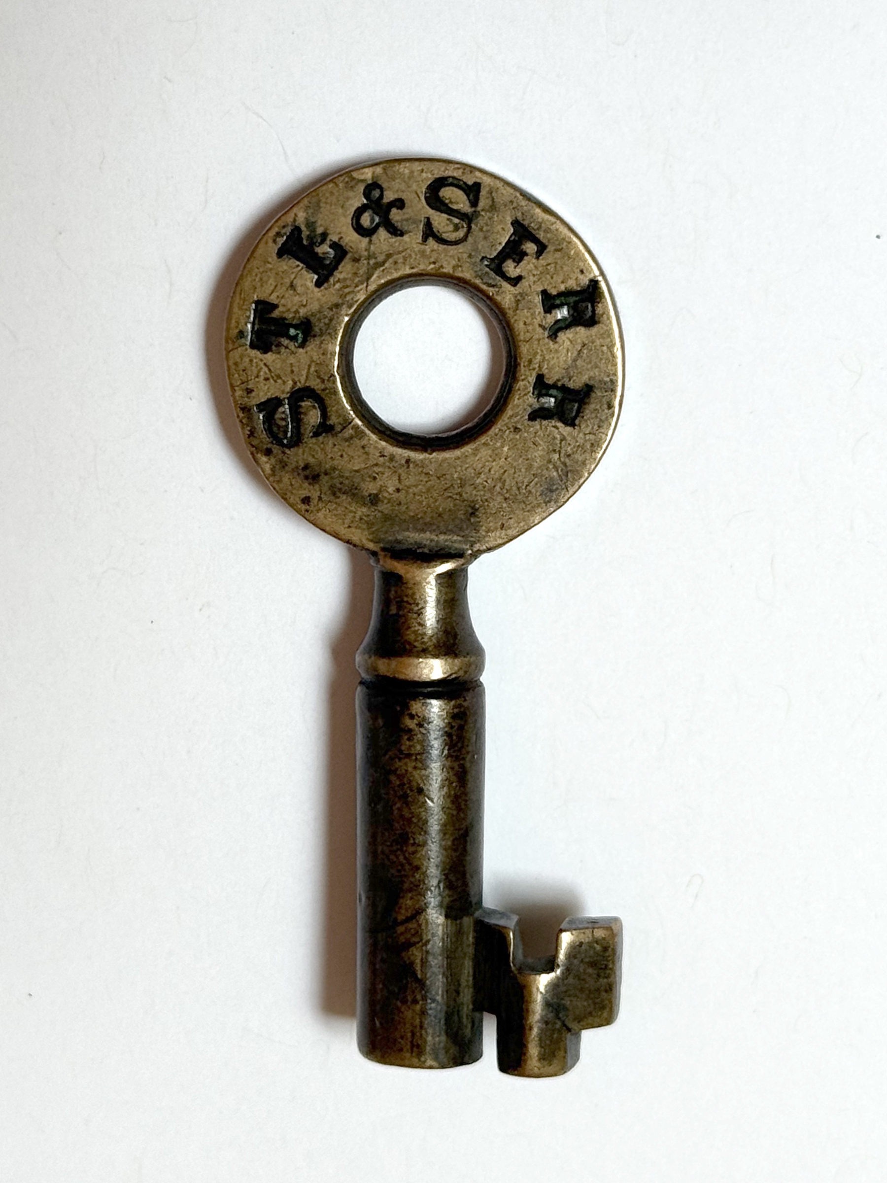 St. Louis & Southeastern Railroad M. M. Buck & Co. Brass Switch Key STL&SERR