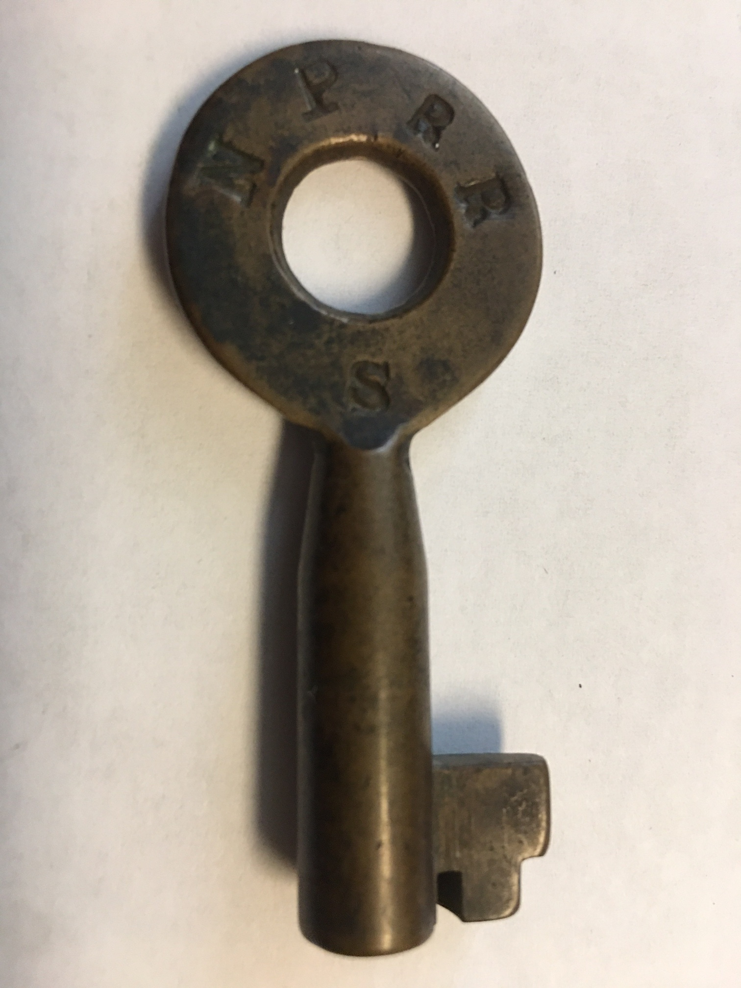 Northern Pacific RR Union Brass Mfg. Co. [no hallmark] Brass Switch Key NPRR