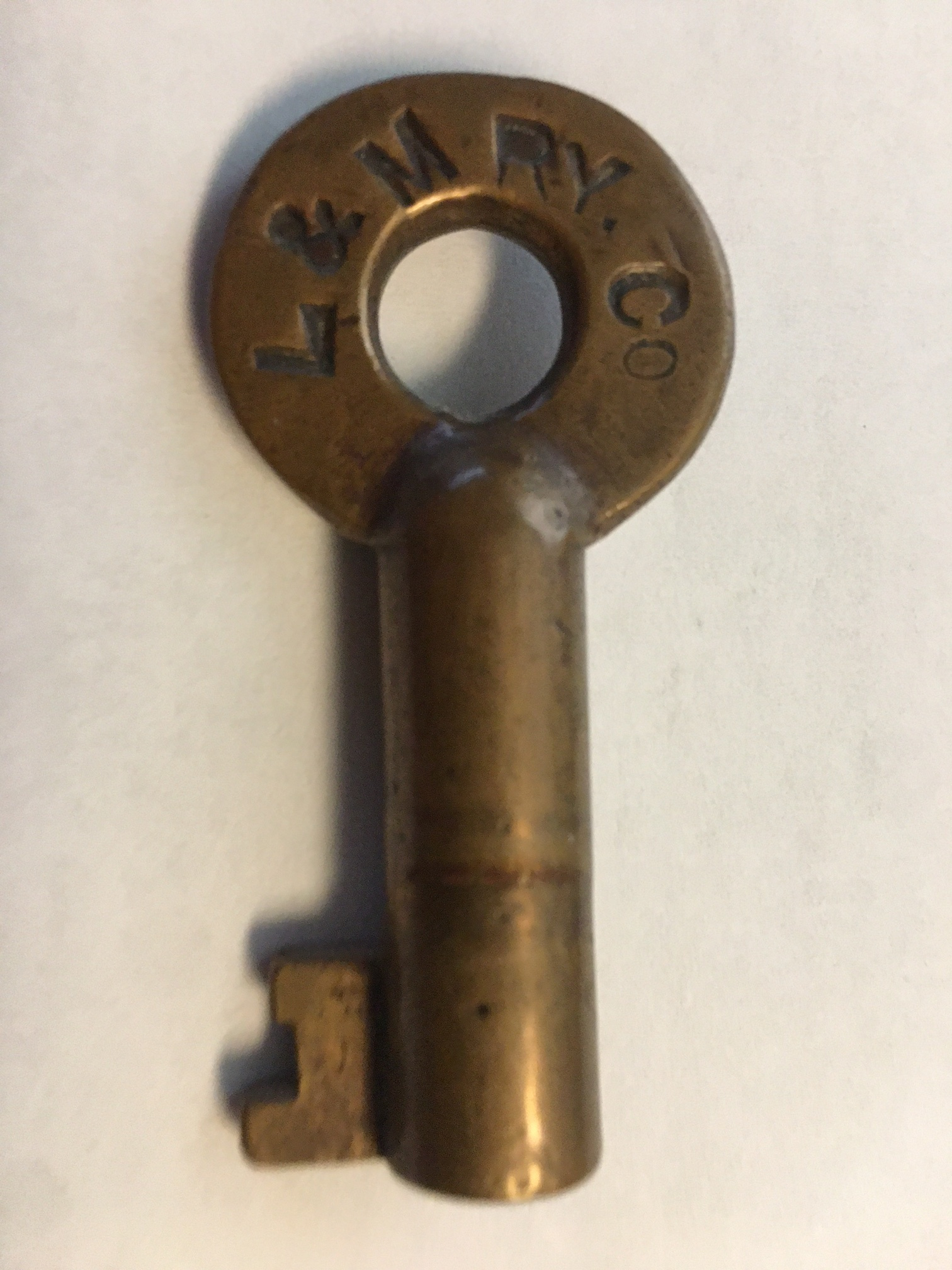 Litchfield & Madison Ry Fraim (banner) Brass Switch Key L&MRYCO